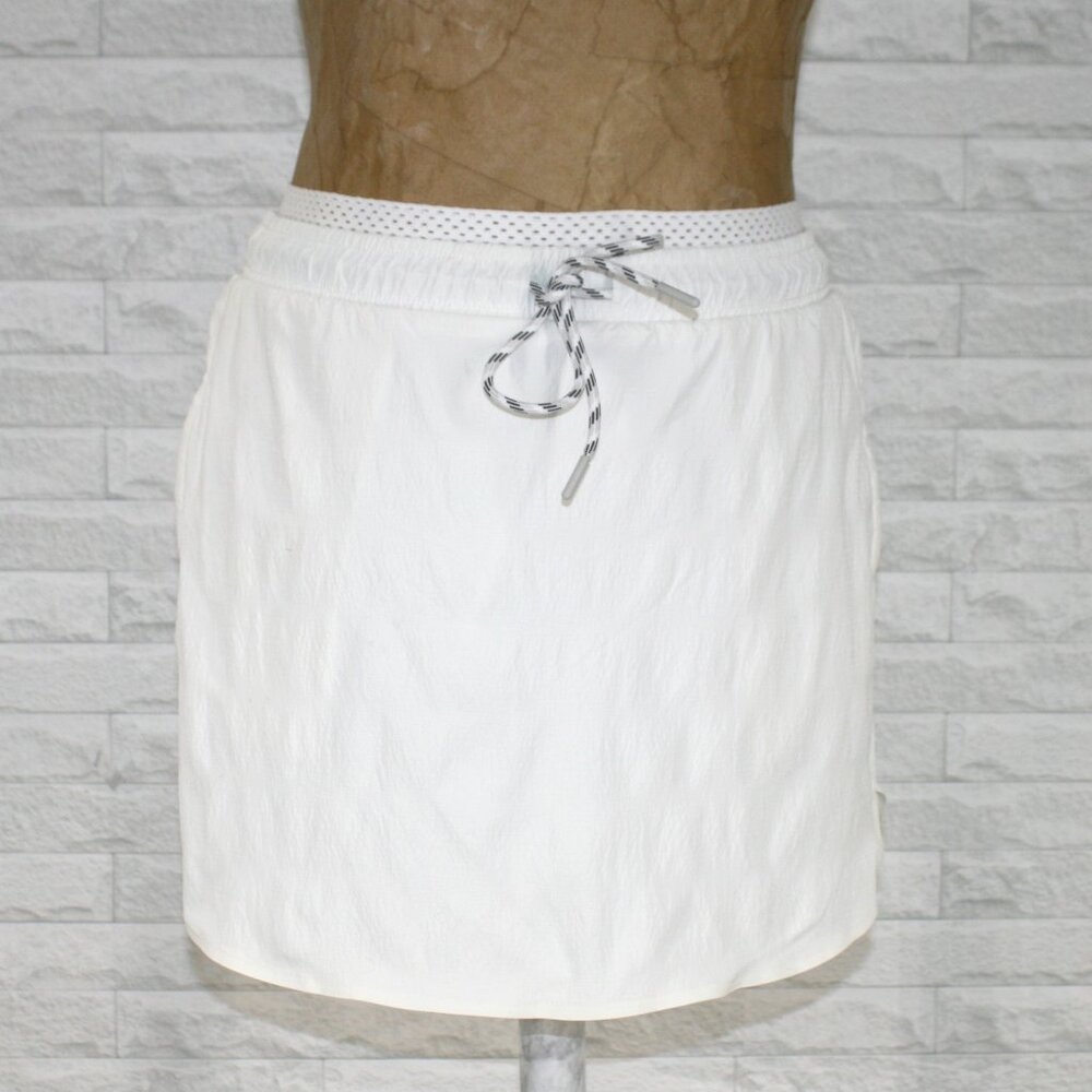 Athleta White Drawstring Active Skort